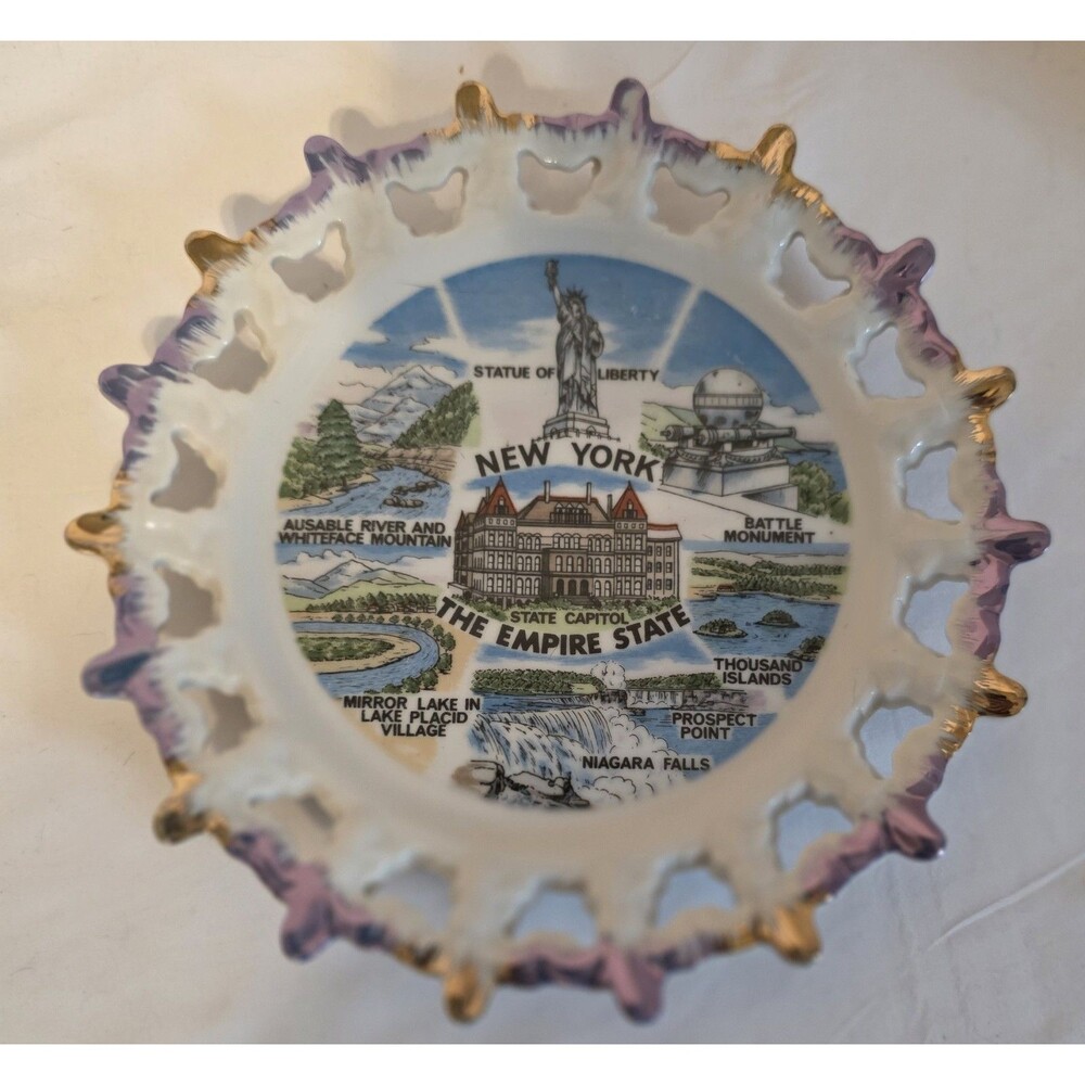 Vintage New York City Ceramic Souvenir Plate Landmark Graphics